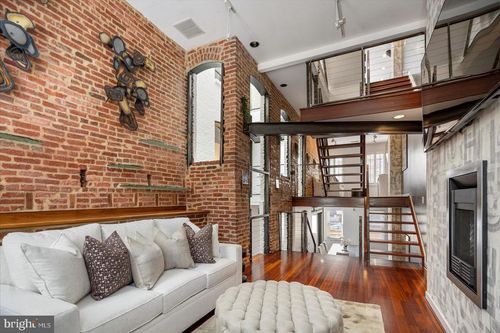 2125 Cambridge St, BALTIMORE, MD, 21231-3207 | Card Image