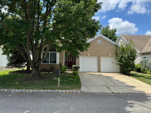 77 Harwood Rd, Monroe, NJ, 08831-2676 | Card Image