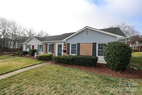 8084 Knights Bridge Rd, Charlotte, NC, 28210-5748 | Card Image