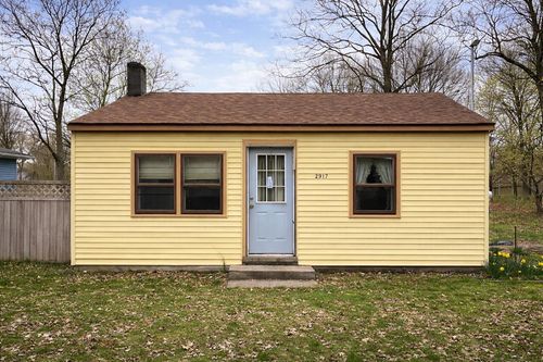 2912 Courtlandt Ave, Kalamazoo, MI, 49004-1626 | Card Image