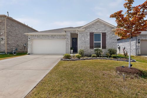 980 Burnett Dr, Aubrey, TX, 76227-3331 | Card Image