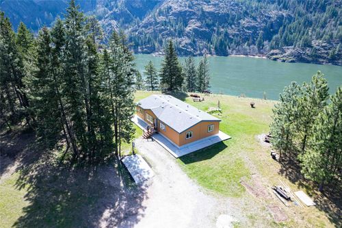 5670 Mt Highway 200, Thompson Falls, MT, 59873-9439 | Card Image