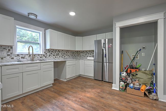 21209 Lime Hill Rd, House other with 4 bedrooms, 2 bathrooms and null parking in Bristol VA | Image 50