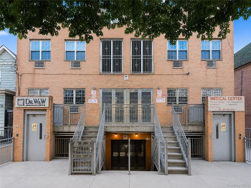 1a-104-31 39th Ave, Corona, NY, 11368-2373 | Card Image