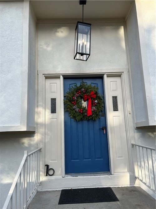 16 Pleasant View Dr, Little Compton, RI, 02837-1725 | Card Image