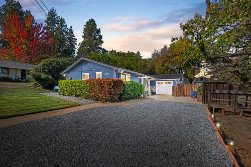 1251 Christian Valley Road, Auburn, CA, 95602 | Card Image
