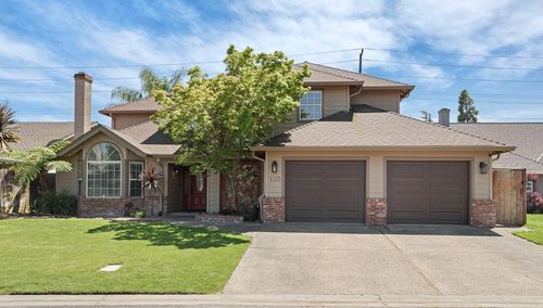 230 River Oaks Drive, Lodi, CA, 95240 | Card Image