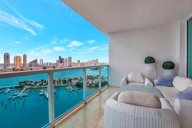 APT-2607 - 3201 Ne 183 Rd St, Condo with 3 bedrooms, 3 bathrooms and null parking in Aventura FL | Image 18