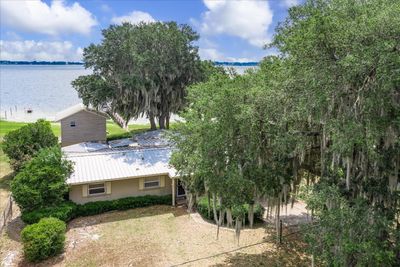 126 N Dixie Drive, House other with 5 bedrooms, 3 bathrooms and null parking in Frostproof FL | Image 2