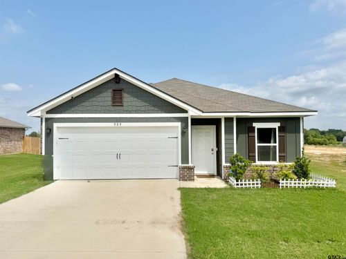 989 Martin St, Chandler, TX, 75758-2049 | Card Image