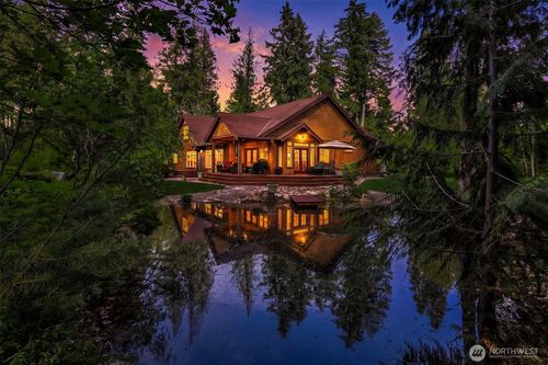 561 Storie Ln, Cle Elum, WA, 98922-9467 | Card Image