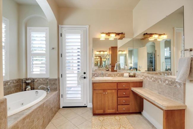 135 Glen View Ct, House other with 3 bedrooms, 3 bathrooms and 3 parking in Copperopolis CA | Image 66