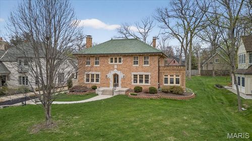 630 Sherwood Dr, Webster Groves, MO, 63119-3754 | Card Image