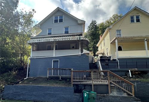 691-685 Grant Ave, Heidelberg, PA, 15106-3920 | Card Image