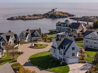 1 Lighthouse Watch, House other with 4 bedrooms, 3 bathrooms and null parking in York ME | Image 1