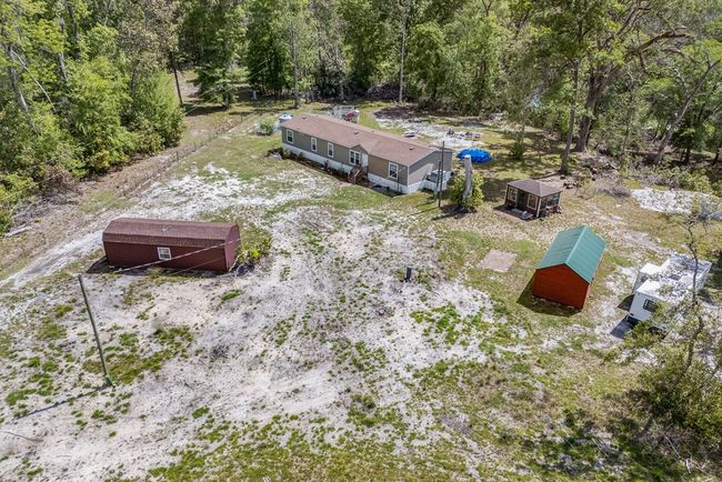11200 Ne 22 Nd Ct, House other with 4 bedrooms, 3 bathrooms and null parking in BRANFORD FL | Image 23