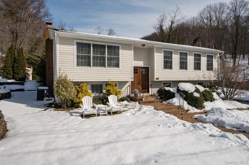 244 Woodbine Ave, Northport, NY, 11768-2824 | Card Image