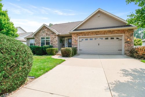 2253 Carlisle Ln, Valparaiso, IN, 46385-8082 | Card Image