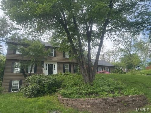 1685 Ansonborough Dr, Chesterfield, MO, 63017-5646 | Card Image