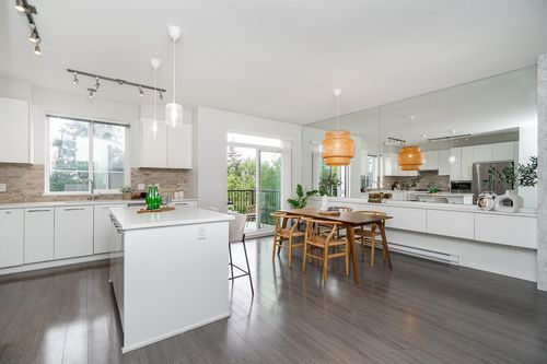 140-3500 Promenade Burke Village, Coquitlam, BC, V3E0N2 | Card Image