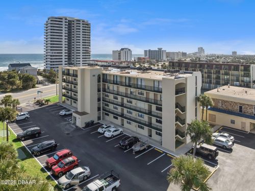 1441 N Atlantic Ave, Daytona Beach, FL, 32118-3581 | Card Image