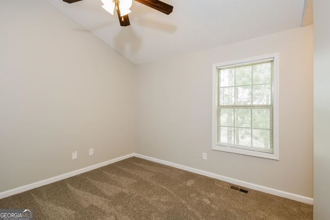 68 Gilliams Xing Sw, House other with 2 bedrooms, 3 bathrooms and null parking in Cartersville GA | Image 11