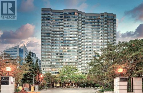 614-30 Greenfield Ave, North York, ON, M2N6N3 | Card Image