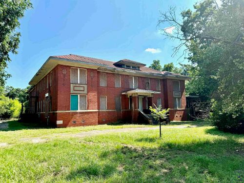 130 W Dodson St, americus, GA, 31709-4106 | Card Image