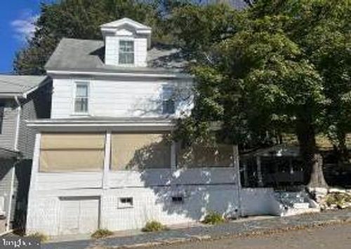 333 Carbon St, WEATHERLY, PA, 18255-1420 | Card Image