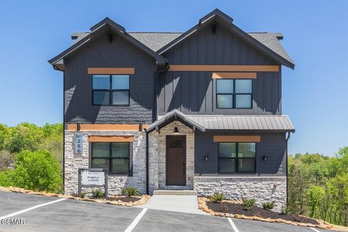 256 Rambling Creek Way, Sevierville, TN, 37862 | Card Image