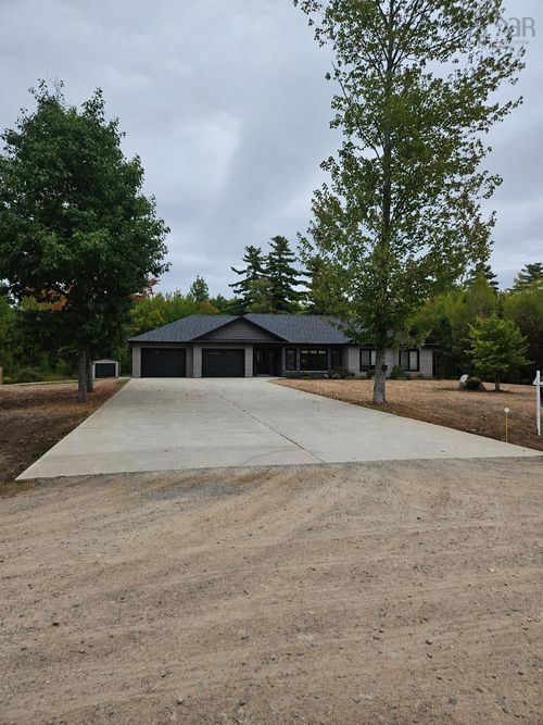 472 Alexander Mackenzie Rd, South Farmington, NS, B0P1W0 | Card Image