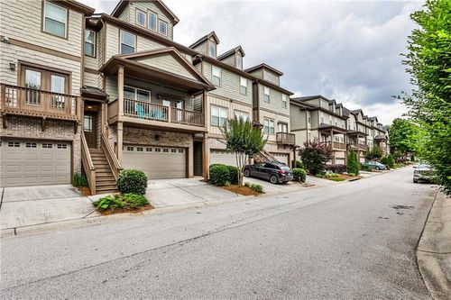 680 Emeril Dr, Avondale Estates, GA, 30002-1195 | Card Image