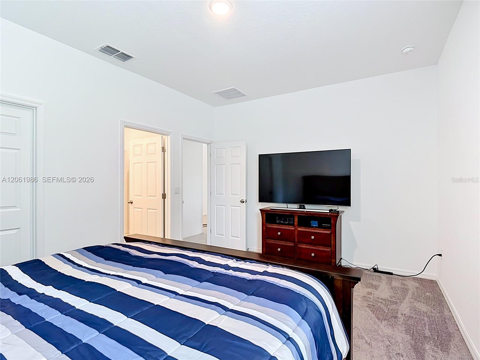 Residential in Poinciana