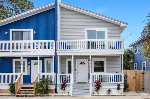 8125 Sunset Ave, Panama City Beach, FL, 32408-5323 | Card Image