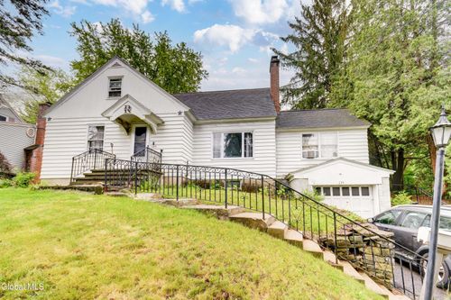 195 Northampton Rd, Amsterdam, NY, 12010-1726 | Card Image