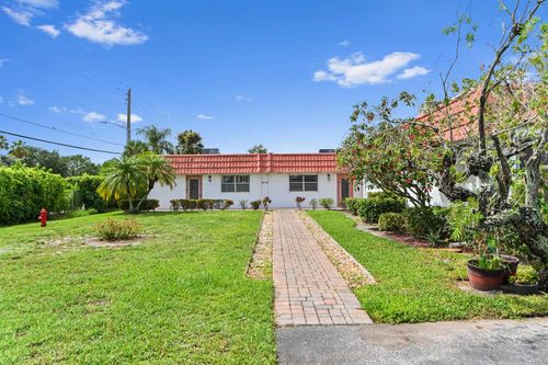 49 Seville C, Delray Beach, FL, 33446 | Card Image