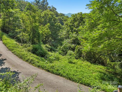 50 Slim Rdg, Maggie Valley, NC, 28751-5514 | Card Image