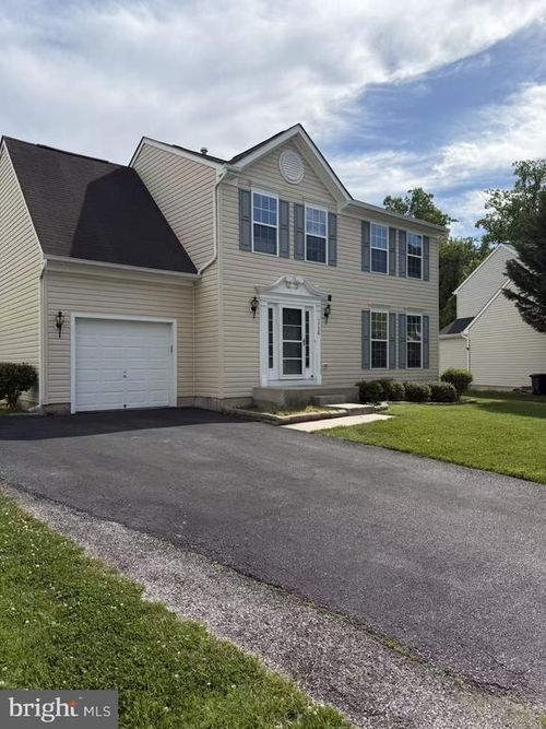 7726 Heathers Ln, Baltimore, MD, 21236-3836 | Card Image