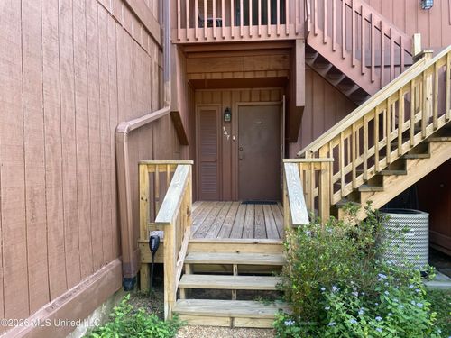 j-147 Lakeside Villa, Diamondhead, MS, 39525-3748 | Card Image