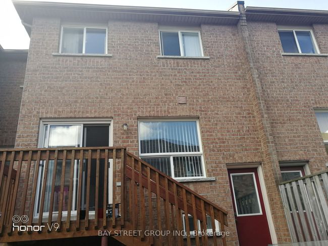 132 Nahanni Dr, House attached with 3 bedrooms, 4 bathrooms and 2 parking in Richmond Hill ON | Image 12