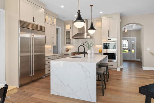 821 Westbridge Trl, Waunakee, WI, 53597-8970 | Card Image