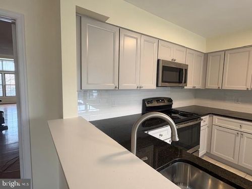 2162 Kings Garden Way, FALLS CHURCH, VA, 22043-2593 | Card Image