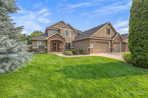 13710 Paoletti St, Caldwell, ID, 83607-5144 | Card Image