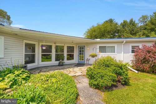 159 Sycamore Dr, Karthaus, PA, 16845-9407 | Card Image