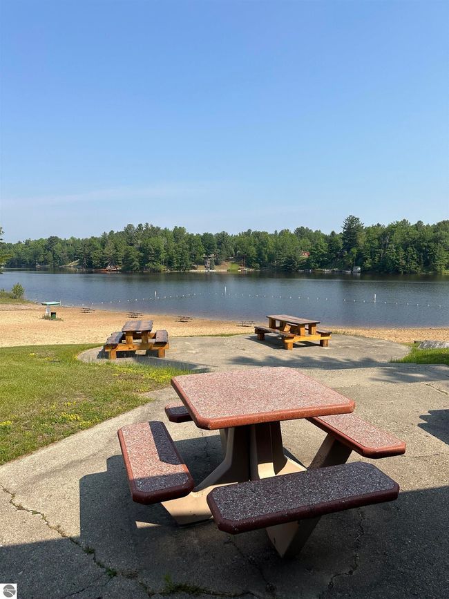 6239 Blackberry Dr, House other with 3 bedrooms, 1 bathrooms and null parking in Alger MI | Image 64