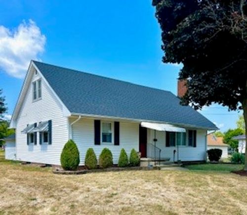 216 S Scott St, Westville, IL, 61883-1524 | Card Image