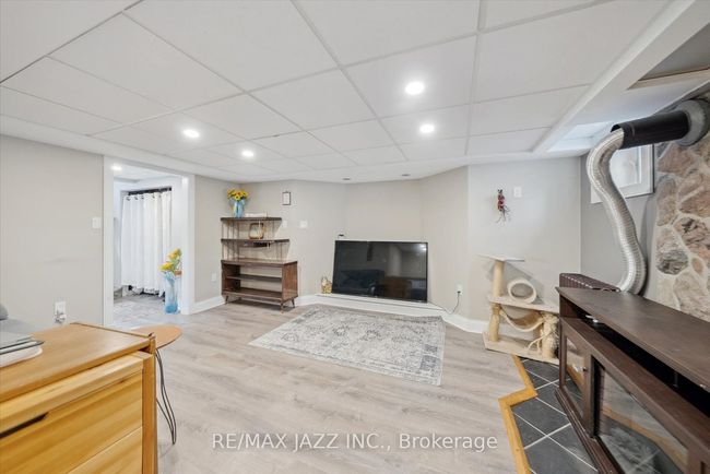 649 Masson St, House other with 3 bedrooms, 2 bathrooms and 3 parking in Oshawa ON | Image 29