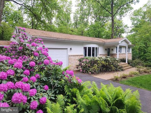 1339 Asper Drive, BOILING SPRINGS, PA, 17007 | Card Image
