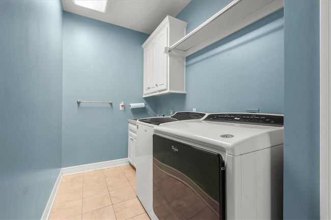2704 Sw Gray Ln, House other with 5 bedrooms, 5 bathrooms and null parking in Lee's Summit MO | Image 27
