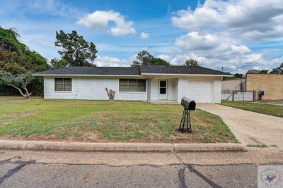 2406 Jefferson Ave, House other with 3 bedrooms, 2 bathrooms and null parking in Texarkana AR | Image 1